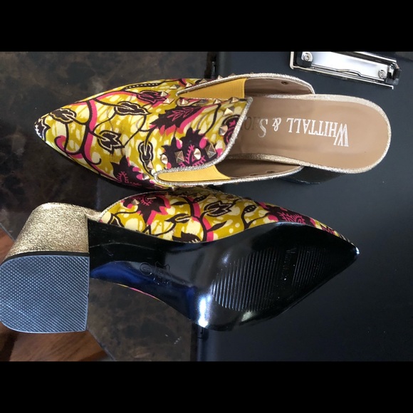 Shoes - Picture 1 of 3